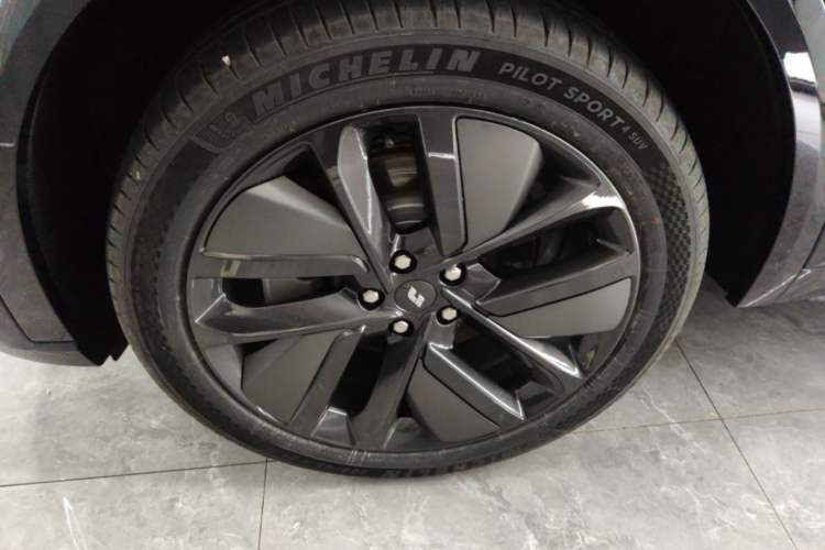 Used Li Auto L9 2024 Ultra Model
