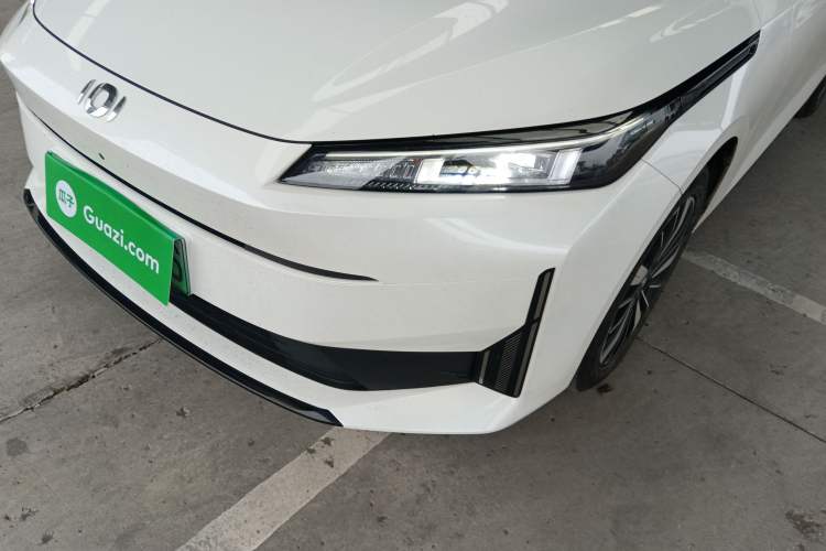 Used CHANGAN NEVO A05 2025 Truly Delicious Edition 70 – Beyond Excellence Left Front Headlight