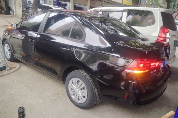 Used Volkswagen Santana 2016 1.4L Manual Fashion Edition Rear Left 45 Deg