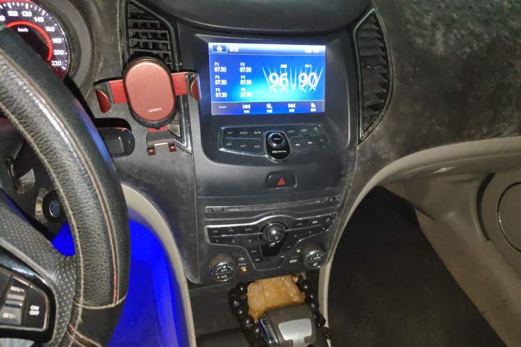 Used Bestune B50 2013 1.6L automatic luxury version