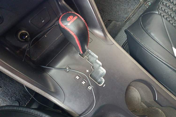 Used Hyundai ix35 2010 2.0L Automatic Two-Wheel Drive Elite Edition GLS
