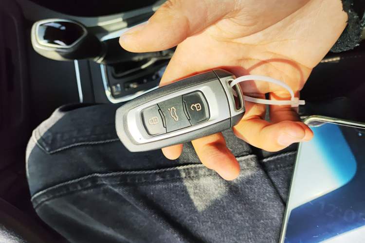 Used Geely Auto Emgrand 2017 Hatchback RS Million Edition 1.5L CVT Upward Version
