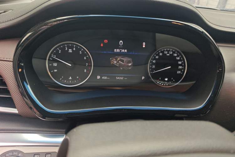 Used Buick GL8 2023 Land Executive Class Comfort Model
