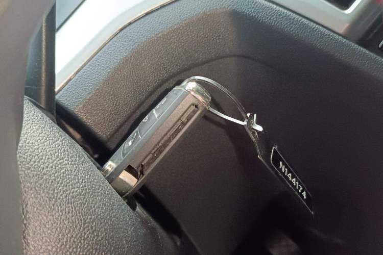 Used Volkswagen Lamando 2017 230TSI DSG Fashion Edition
