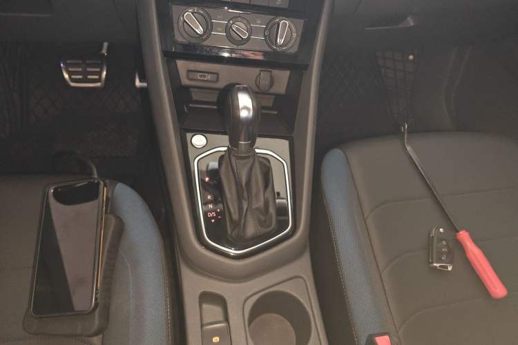 Used Jetta VS7 2020 1.4T Automatic Enjoyment Model
