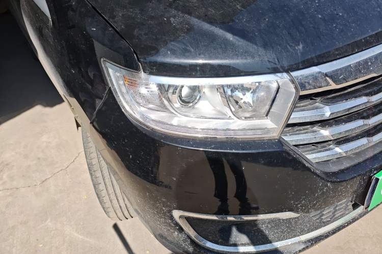 Used JAC Refine M3 2022 1.8L 7-seat Standard Edition Right Front Headlight