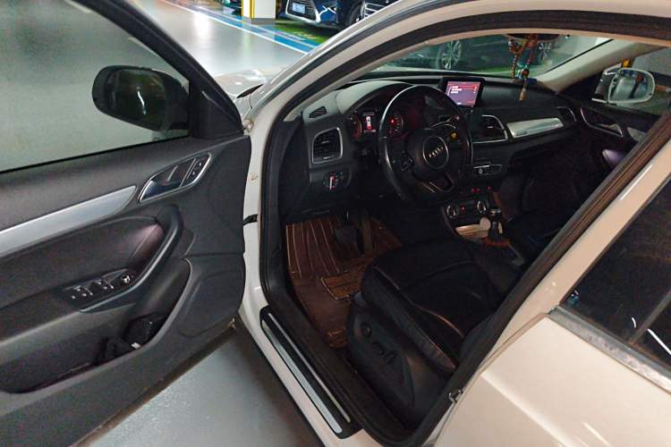 Used Audi Q3 2015 35 TFSI quattro Technology Edition
