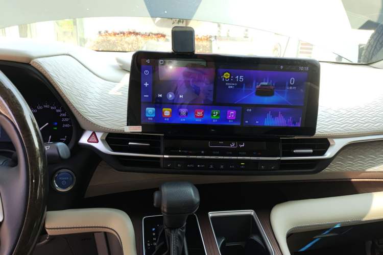 Used Toyota SIENNA 2021 2.5L Hybrid Comfort Edition Audio And AC Panel