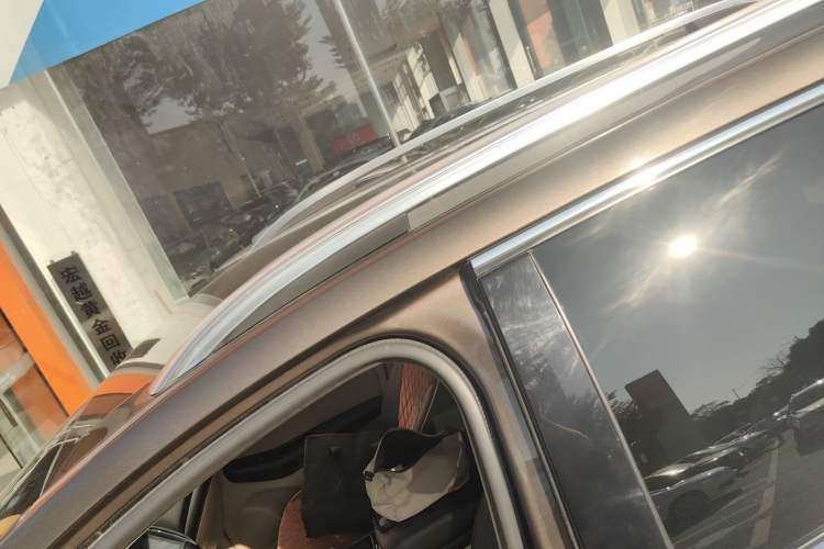 Used Ford Edge 2016 EcoBoost 245 Two-Wheel-Drive Titanium 5-Seater