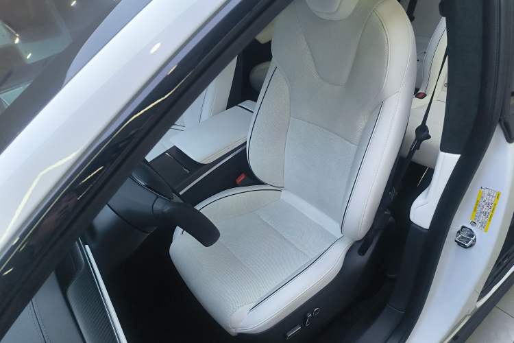 Used Tesla Model X 2023 Three-Motor All-Wheel-Drive Plaid Version