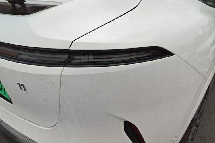 Used Avatr 11 2025 Max All-Electric Four-Wheel Drive Right Rear Taillight