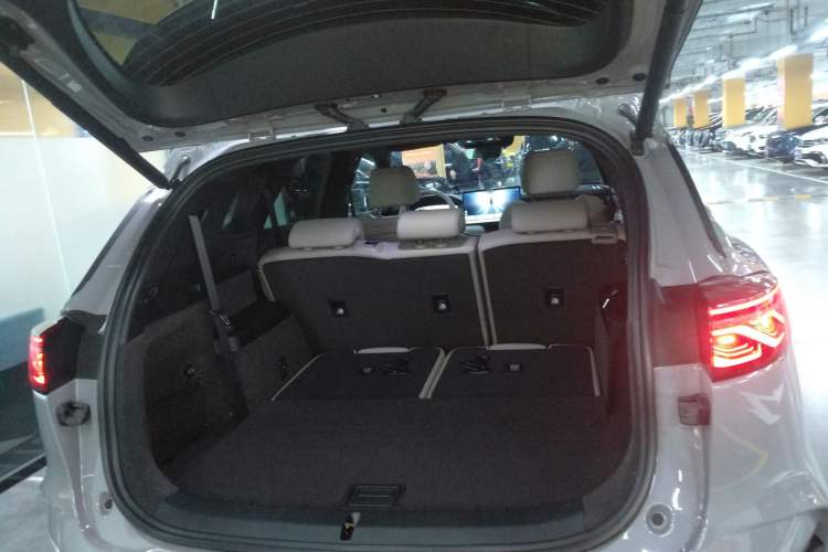 Used BYD Tang New Energy 2025 Model Smart Drive Version DM-i 175KM Deluxe Version Trunk