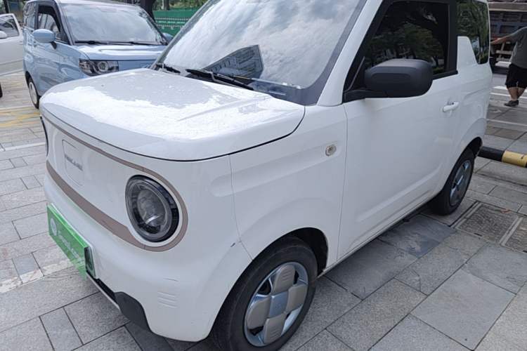 Used Geely Galaxy Panda 2023 Panda Mini 120km Super Cute Bear
