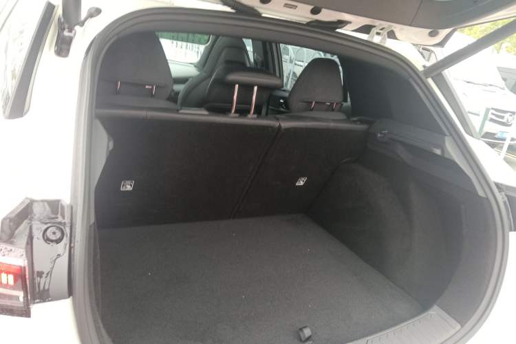 Used Lynk & Co 06 2025 Renew 1.5T Halo Trunk