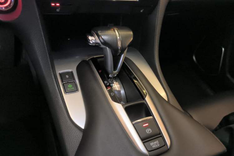 Used Honda Avancier 2017 240TURBO Two-Wheel Drive Premium Edition