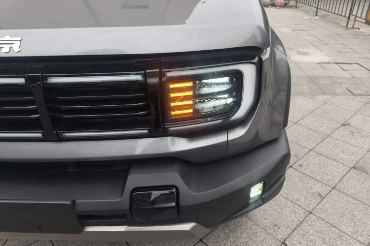 Used BAIC Off-Road BJ40 2026 Model 2.0T Gasoline Standard Edition
