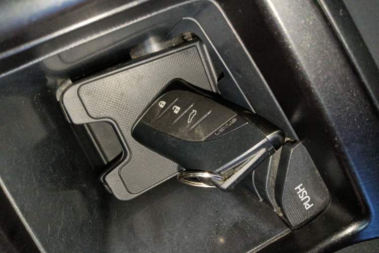 Used Lexus ES 2020 200 Excellence Edition
