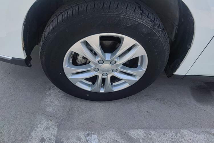 Used Haval M6 2023 PLUS 1.5T DCT Elite Smart Connectivity Model Left Front Wheel Hub