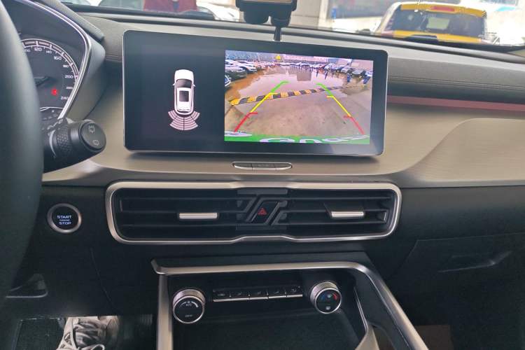 Used Geely Auto Coolray 2020 Facelift 240T DCT Hunter