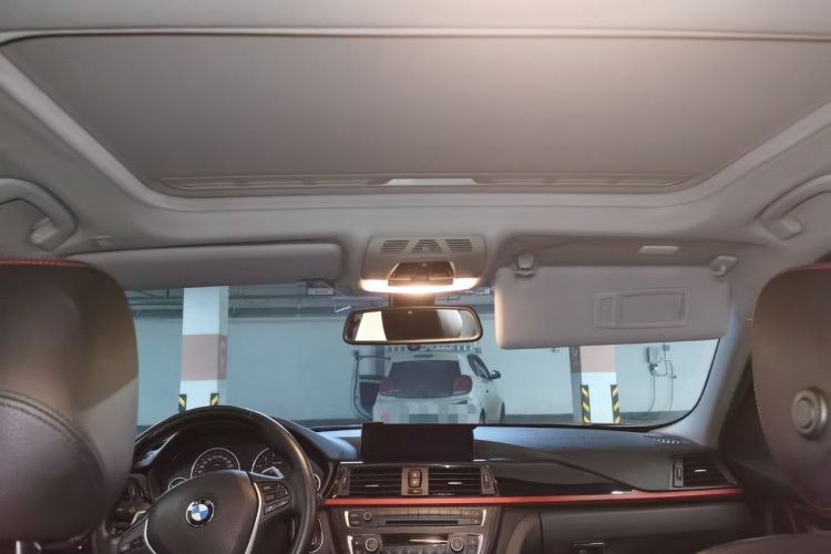 Used BMW 3 Series 2013 320i Sport Design Package
