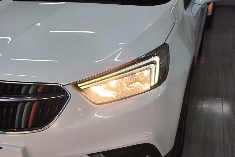 Used Buick Encore 2018 18T Automatic Two-Wheel Drive Urban Leading Model