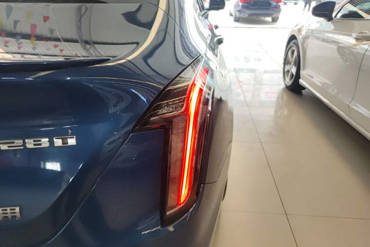 Used Cadillac CT4 2021 28T Fashion Edition
