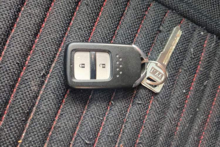 Used Honda XR-V 2017 1.8L EXi CVT Comfort Version