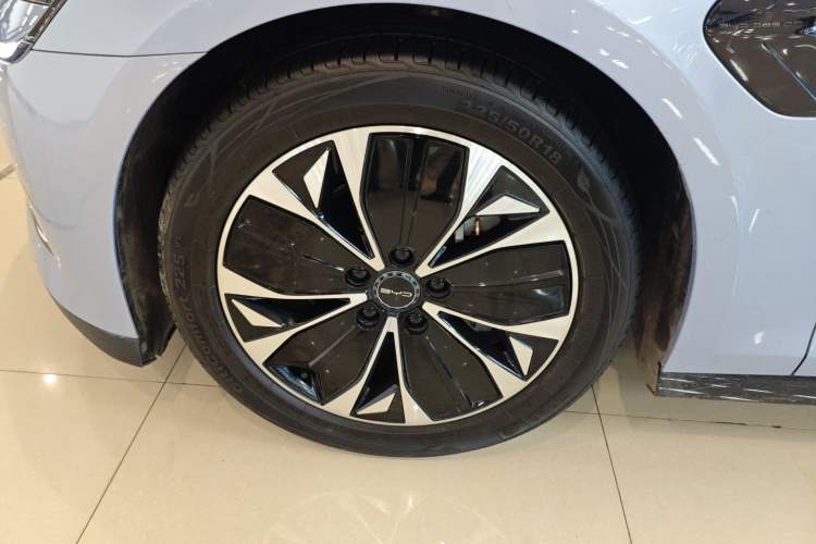 Used BYD Seal 2022 550 km Standard Range Rear-Wheel Drive Elite Version
