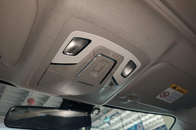 Used Nissan Sylphy 2024 Classic 1.6XL CVT Luxury Edition Headliner