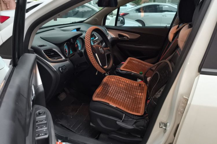 Used Buick Encore 2015 1.4T Automatic Two-Wheel Drive Urban Elite Version
