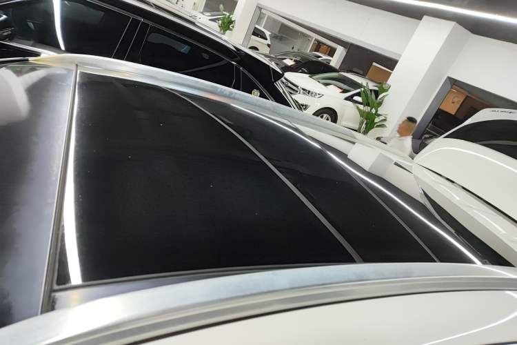 Used Mercedes-Benz GLC 2017 GLC 300 4MATIC Sport Edition Roof