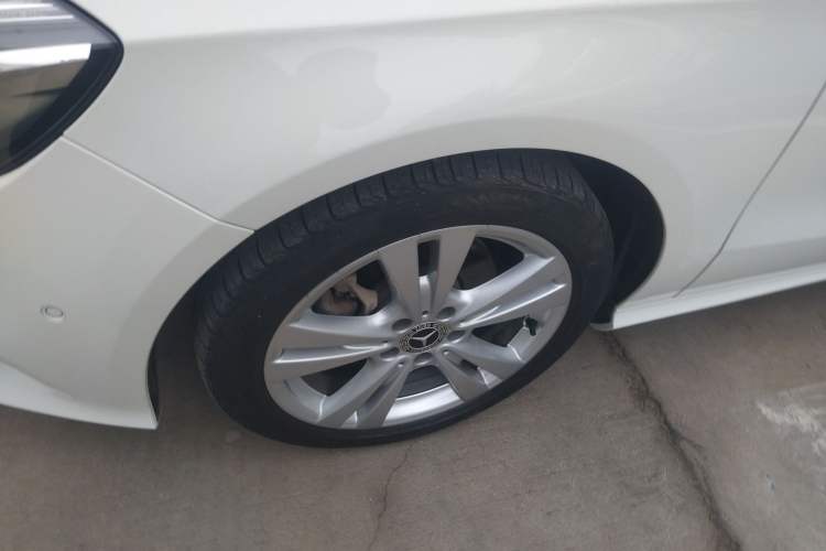 Used Mercedes-Benz A-Class (Import) 2017 Revised A 200 Dynamic Edition
