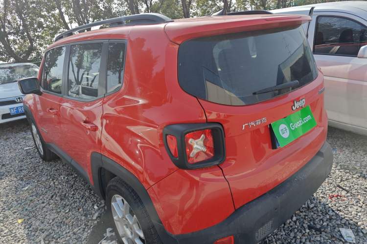 Used Jeep Renegade 2019 220T Automatic Leading Edition Rear Left 45 Deg