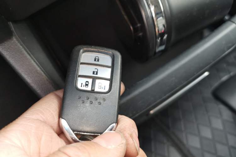 Used Honda Elysion 2016 2.4L Luxury Edition Vehicle Key