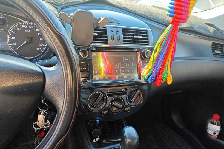 Used Nissan Tiida 2011 1.6L CVT Comfort Model