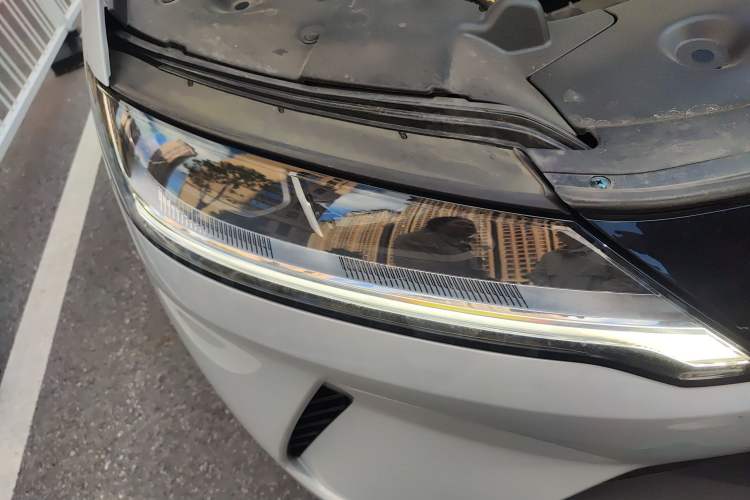 Used BYD Yuan UP 2024 401KM Beyond Edition Right Front Headlight