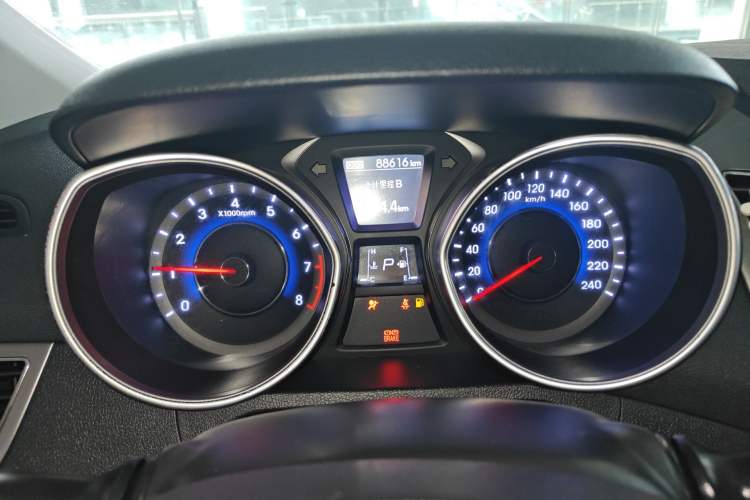 Used Hyundai Elantra (5th Generation / Langdong) 2013 1.6L Automatic Luxury Model
