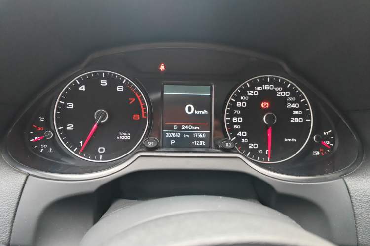 Used Audi Q5 2017 Plus 40 TFSI Technology Model