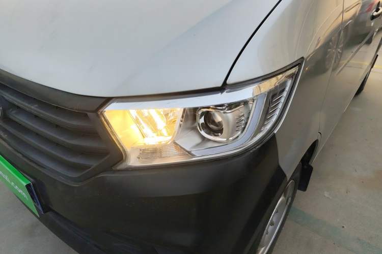 Used Kuayue Kuayue Xing V3 2023 1.5L Gasoline Comfort Model 7-Seater Passenger Vehicle
