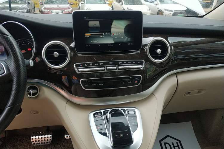 Used Mercedes-Benz V-Class 2016 V 260 L Prestige Extended Edition