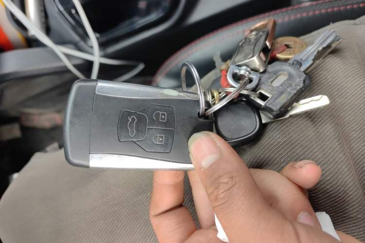 Used Geely Auto GX7 2015 Sport Edition 2.0L Automatic Luxury Model