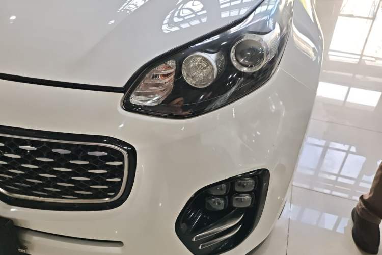 Used Kia KX5 2016 1.6T Automatic Two-Wheel Drive DLX Left Front Headlight