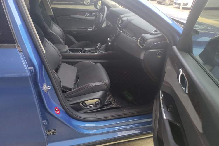 Used Lynk & Co 02 2018 1.5T DCT Two-Wheel Drive Pro Version China V Emission Standard