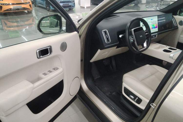 Used Li Auto L9 2024 Ultra Model
