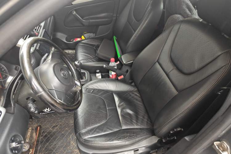 Used Volkswagen Bora 2011 1.4T Manual Comfort Model
