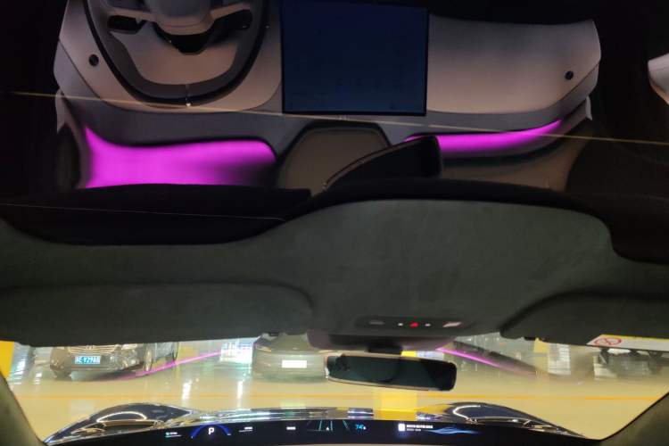 Used Xiaomi Auto YU7 2025 Ultra-Long Range High-Performance All-Wheel-Drive Max Edition
