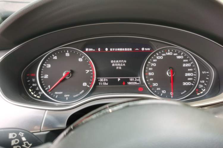 Used Audi A7 2016 50 TFSI quattro Comfort Model Odometer Close Up