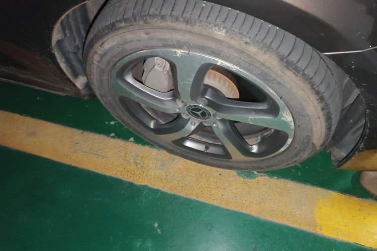 Used Mercedes-Benz E-Class 2018 Restyled E 300 L Sporty and Stylish Edition
