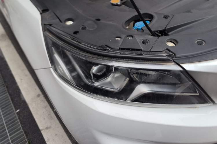 Used Geely Auto Vision X6 2018 1.4T CVT 4G Connected Luxury Version