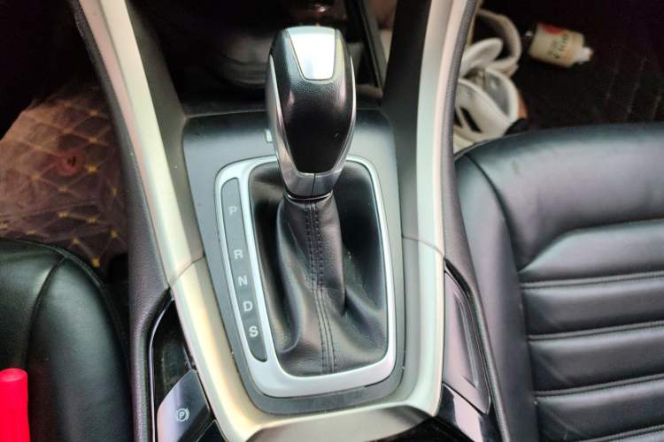 Used Ford Mondeo 2013 2.0L GTDi 200 Luxury Model